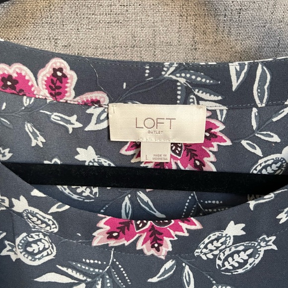 Loft Floral Top - Picture 3 of 5